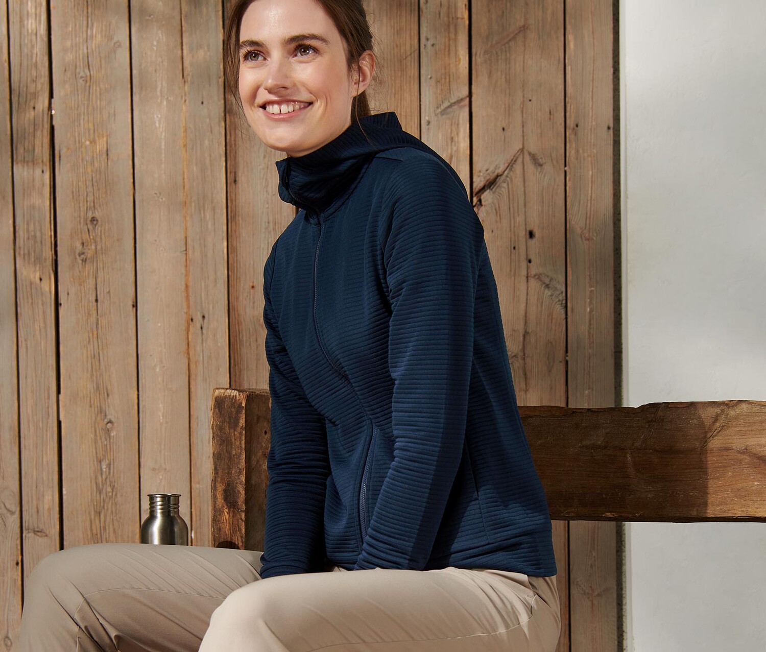 Куртка с капюшоном Tchibo, темно-синий 
Куртка с капюшоном Tchibo, темно-синий