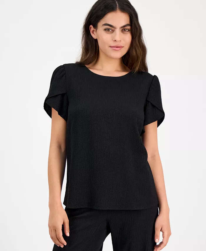 Укороченный топ с фактурной тканью, круглым вырезом и рукавами-тюльпанами Petite AK Anne Klein, черный
Укороченный топ с фактурной тканью, круглым вырезом и рукавами-тюльпанами Petite AK Anne Klein, черный