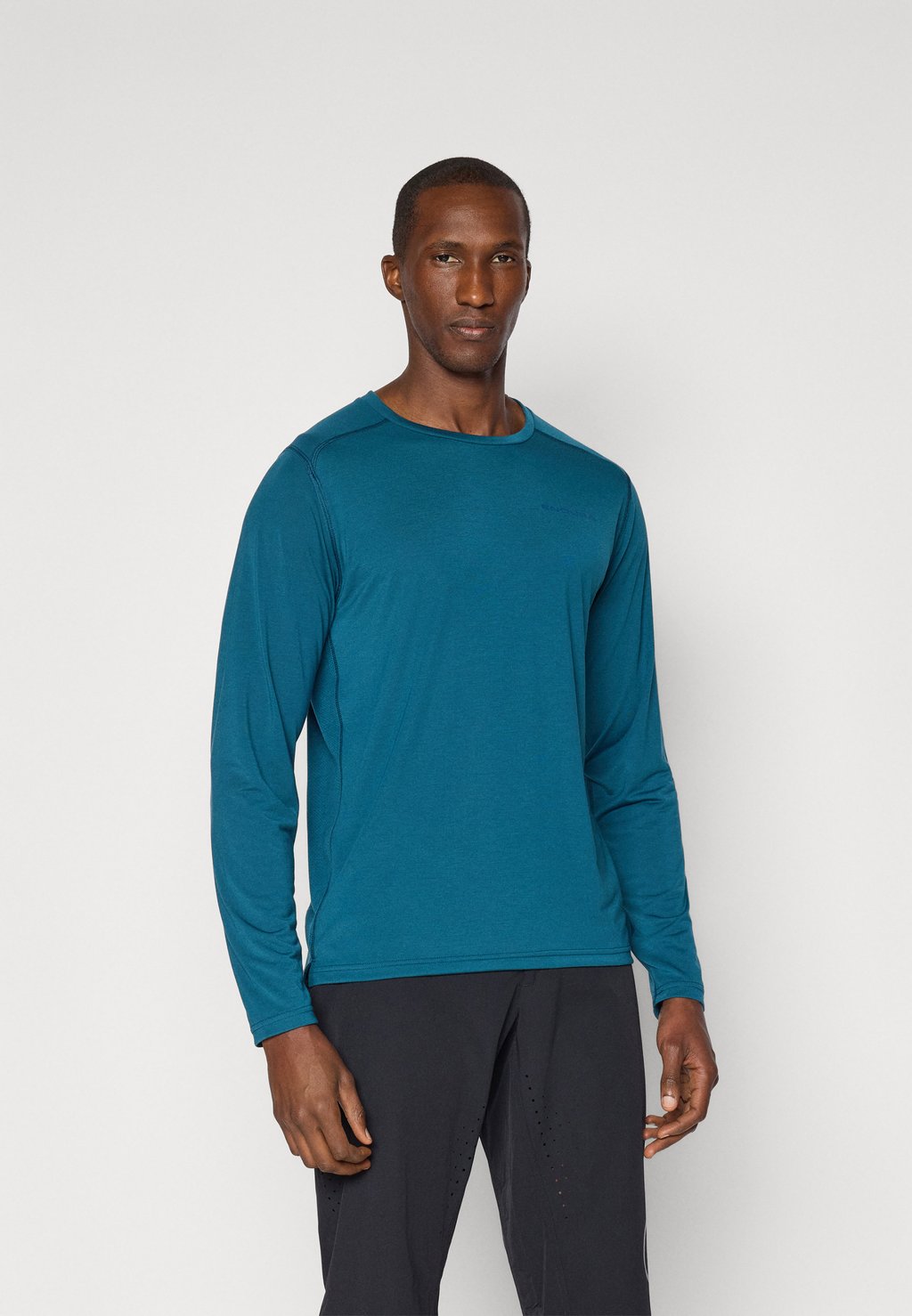 Футболка с длинным рукавом LOOP TECH TEE Endura, синий
Футболка с длинным рукавом LOOP TECH TEE Endura, синий