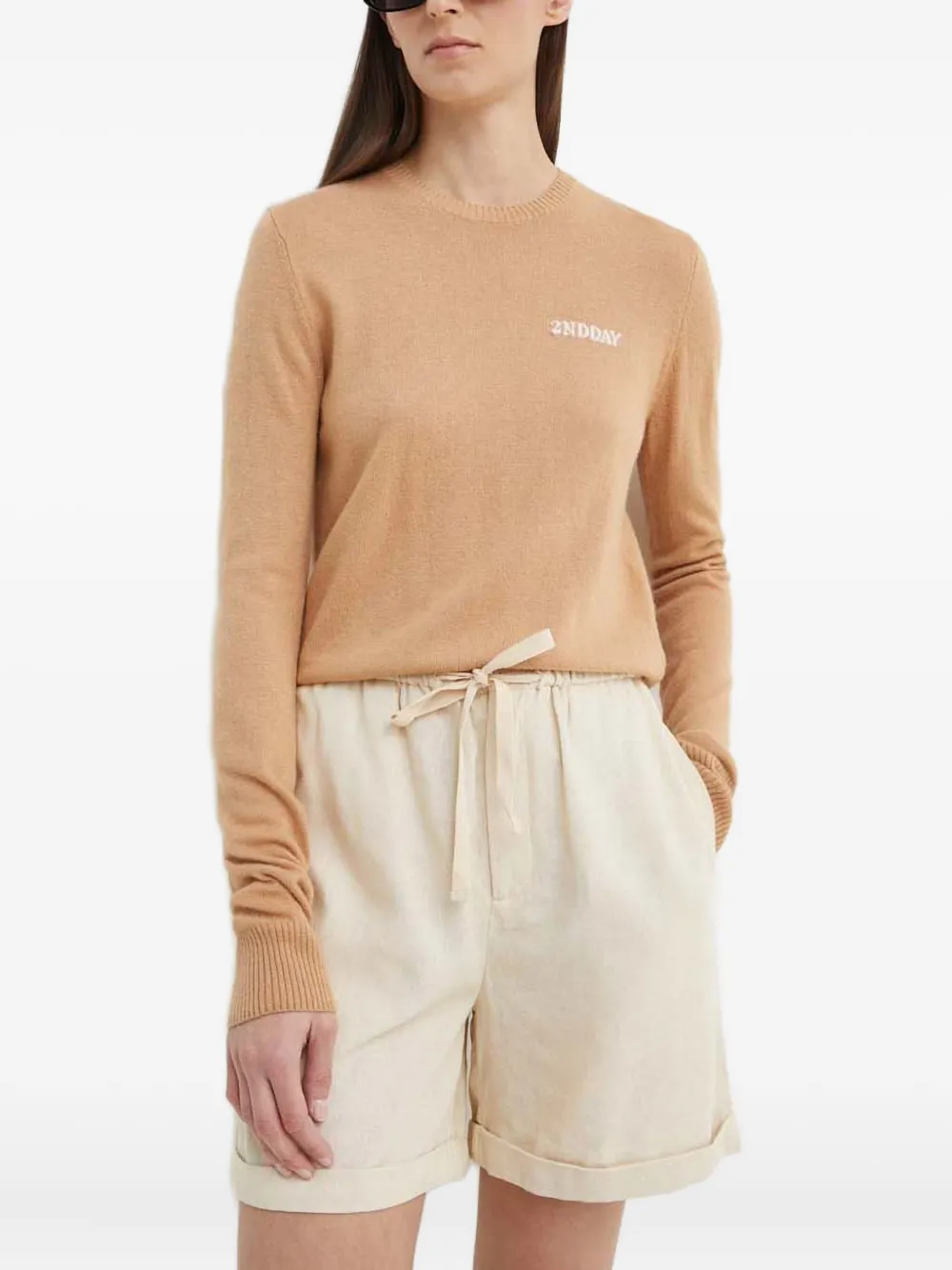 Свитер с логотипом Day Birger Et Mikkelsen, нейтральный
Свитер с логотипом Day Birger Et Mikkelsen, нейтральный