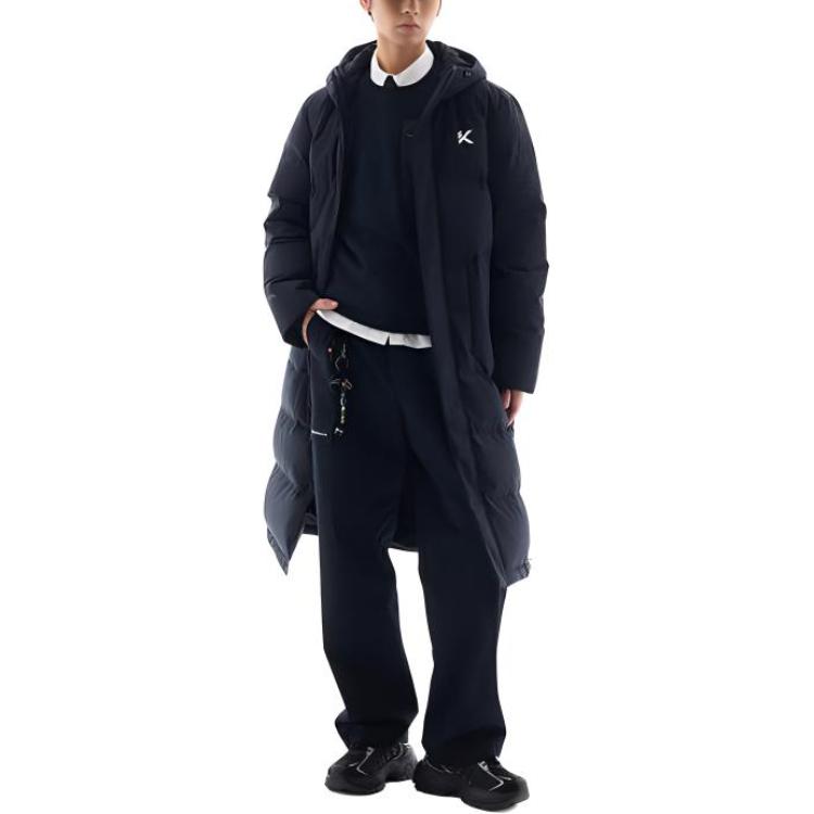 ANTA Баскетбольная коллекция пуховик мужской базовый черный, Basic Black 
ANTA Баскетбольная коллекция пуховик мужской базовый черный, Basic Black