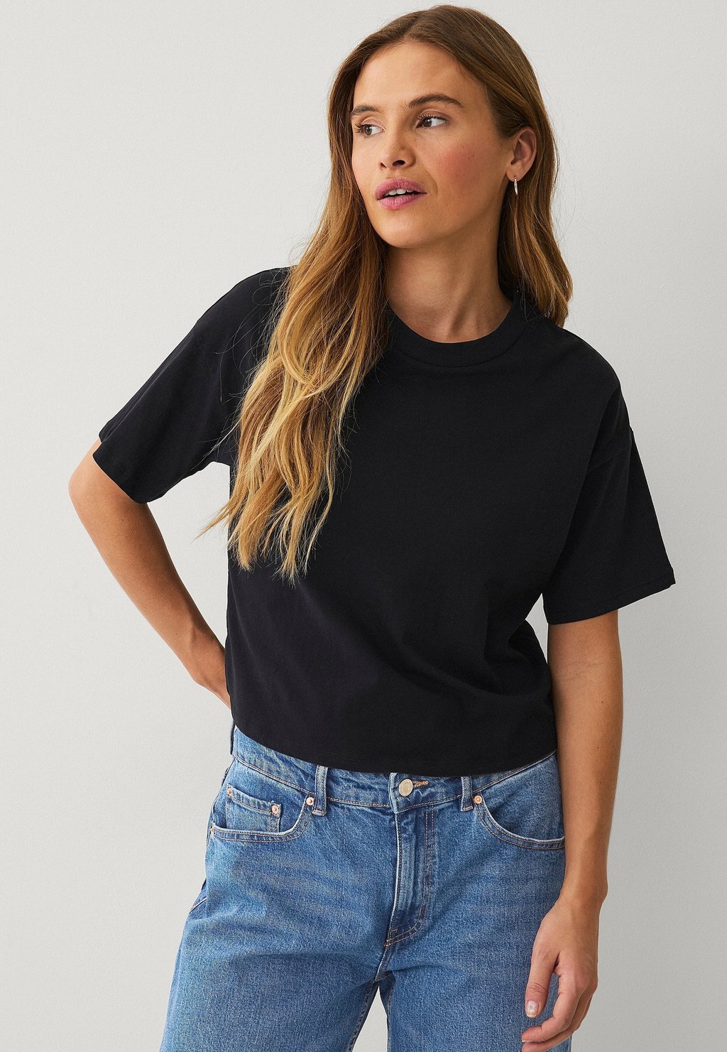 Базовая футболка Ellos Collection, черный
Базовая футболка Ellos Collection, черный