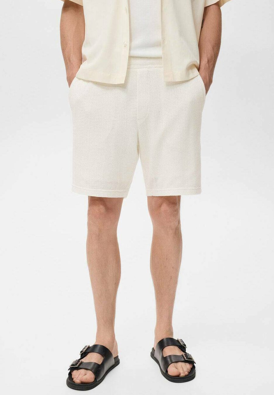 Шорты Mango STRUCTURED, Off-White
Шорты Mango STRUCTURED, Off-White