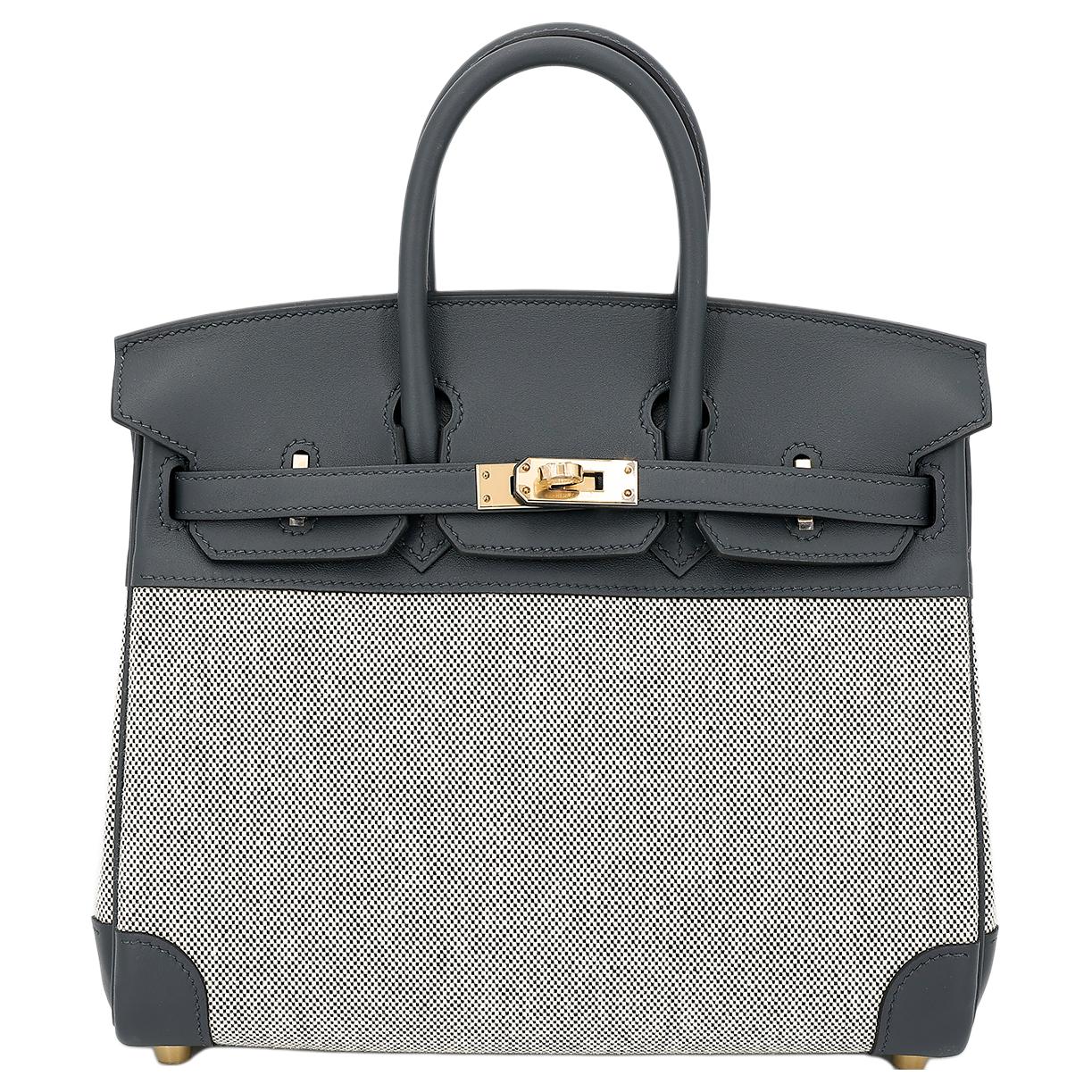 Сумка Swift Leather With Toile H Canvas женская Haze Gray HERMES
Сумка Swift Leather With Toile H Canvas женская Haze Gray HERMES