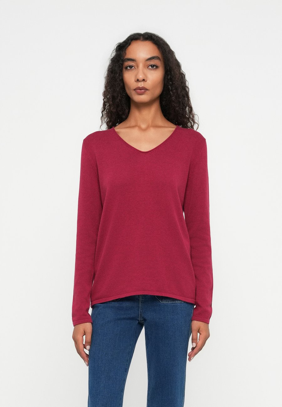 Джемпер TOM TAILOR SWEATER BASIC V-NECK, Rumba Red/Bordeaux
Джемпер TOM TAILOR SWEATER BASIC V-NECK, Rumba Red/Bordeaux