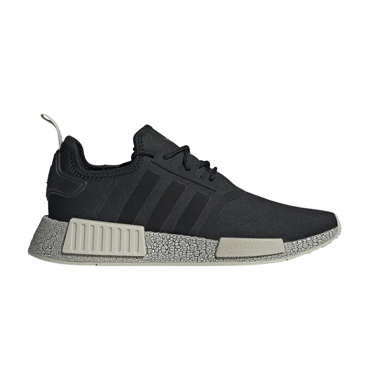 Кроссовки adidas NMD_R1 'Cracked - Black Bliss', черный 
Кроссовки adidas NMD_R1 'Cracked - Black Bliss', черный