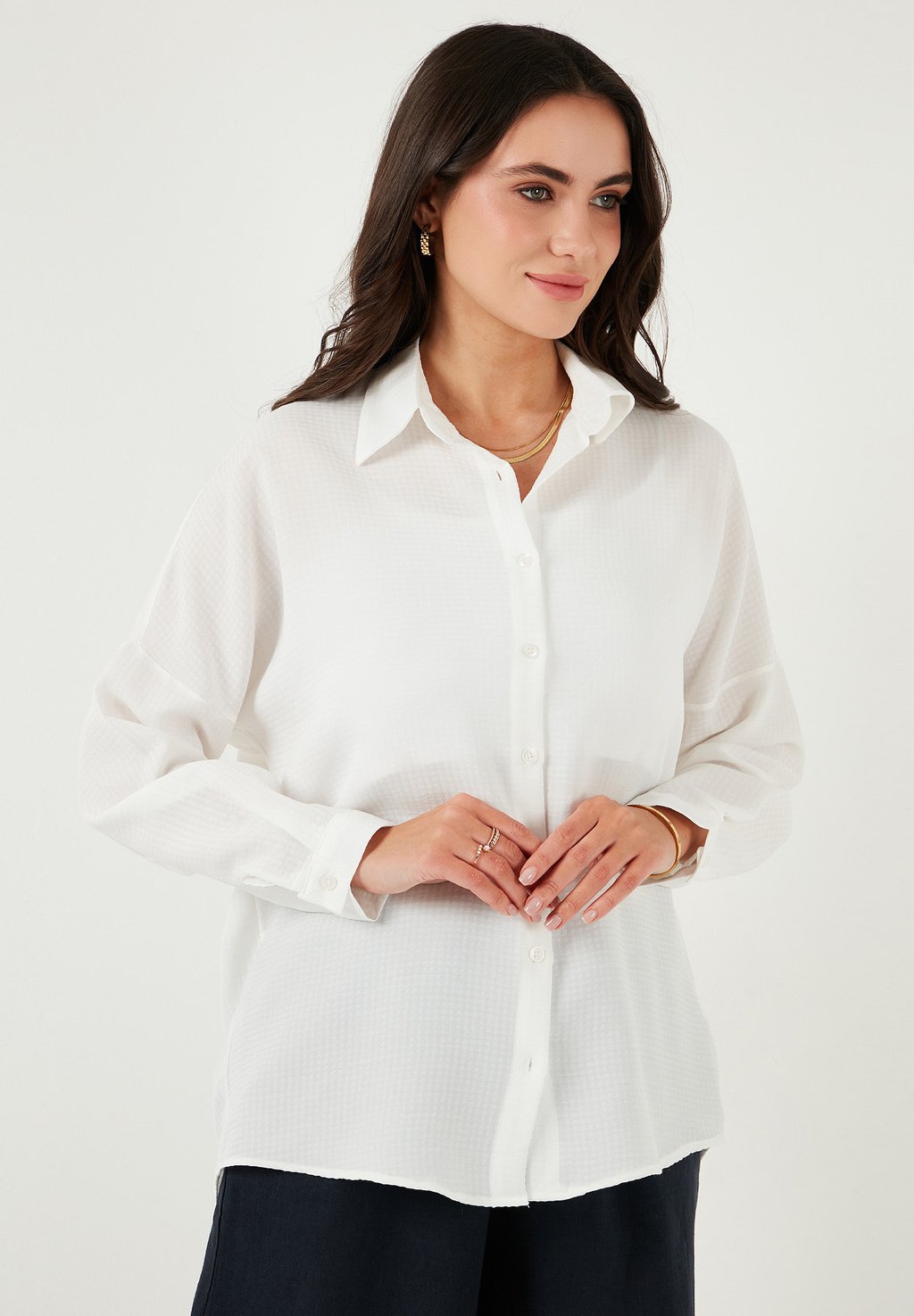 Рубашка LELA, слоновая кость
Рубашка LELA, слоновая кость