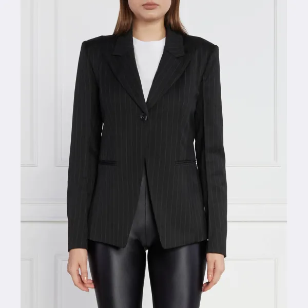 Блейзер стандартного кроя Patrizia Pepe, черный
Блейзер стандартного кроя Patrizia Pepe, черный