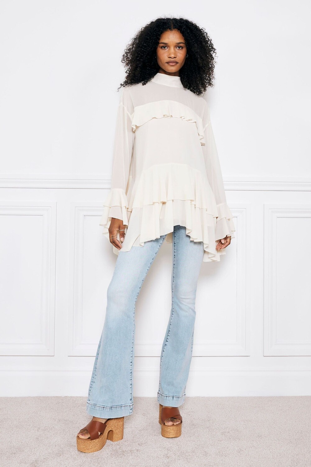 Расклешенные джинсы с высокой посадкой и утягивающим эффектом на животе River Island, синий
Расклешенные джинсы с высокой посадкой и утягивающим эффектом на животе River Island, синий