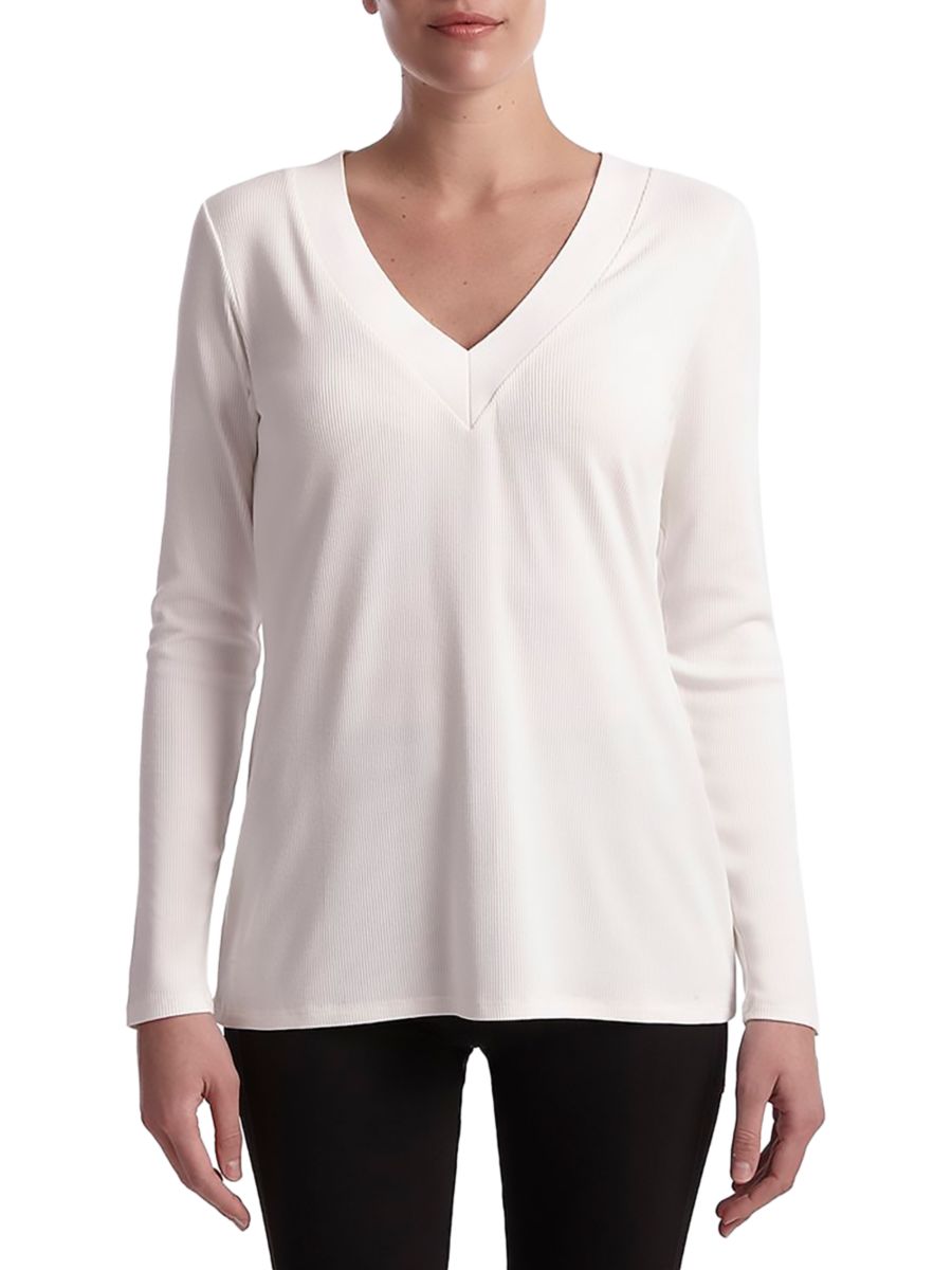 Топ Aries с V-образным вырезом и ребристым узором Capsule 121, кремовый 
Топ Aries с V-образным вырезом и ребристым узором Capsule 121, кремовый