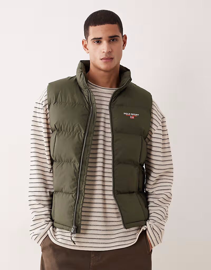 Жилет зеленого цвета Polo Ralph Lauren
Жилет зеленого цвета Polo Ralph Lauren