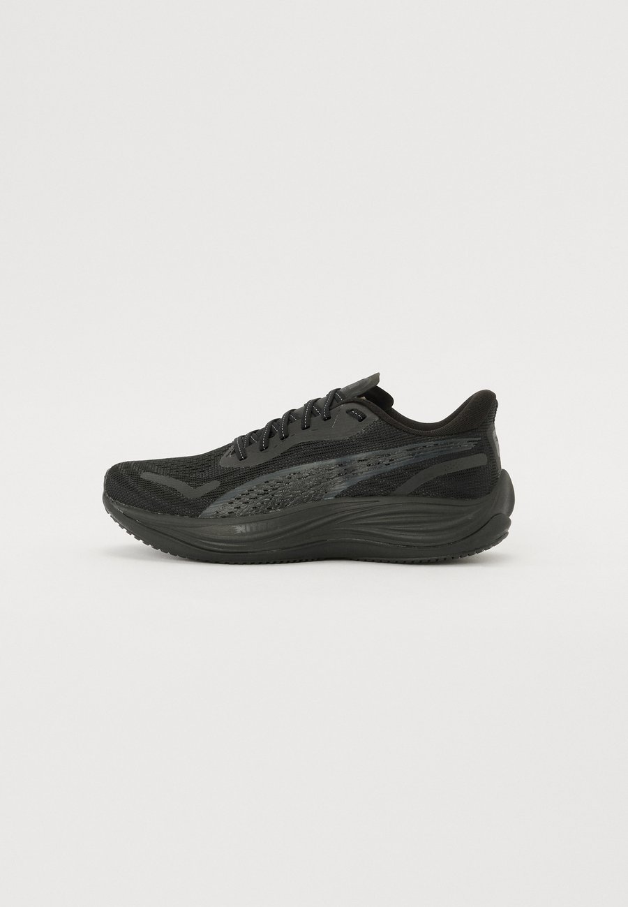 Кроссовки Puma VELOCITY NITRO, Black/Dark Gray/Black
Кроссовки Puma VELOCITY NITRO, Black/Dark Gray/Black