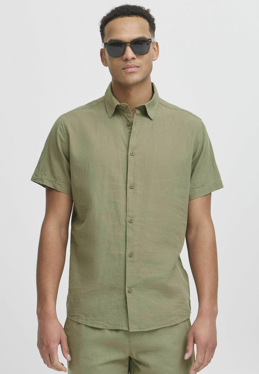 Повседневная рубашка INDICODE JEANS, цвет Vetiver
Повседневная рубашка INDICODE JEANS, цвет Vetiver