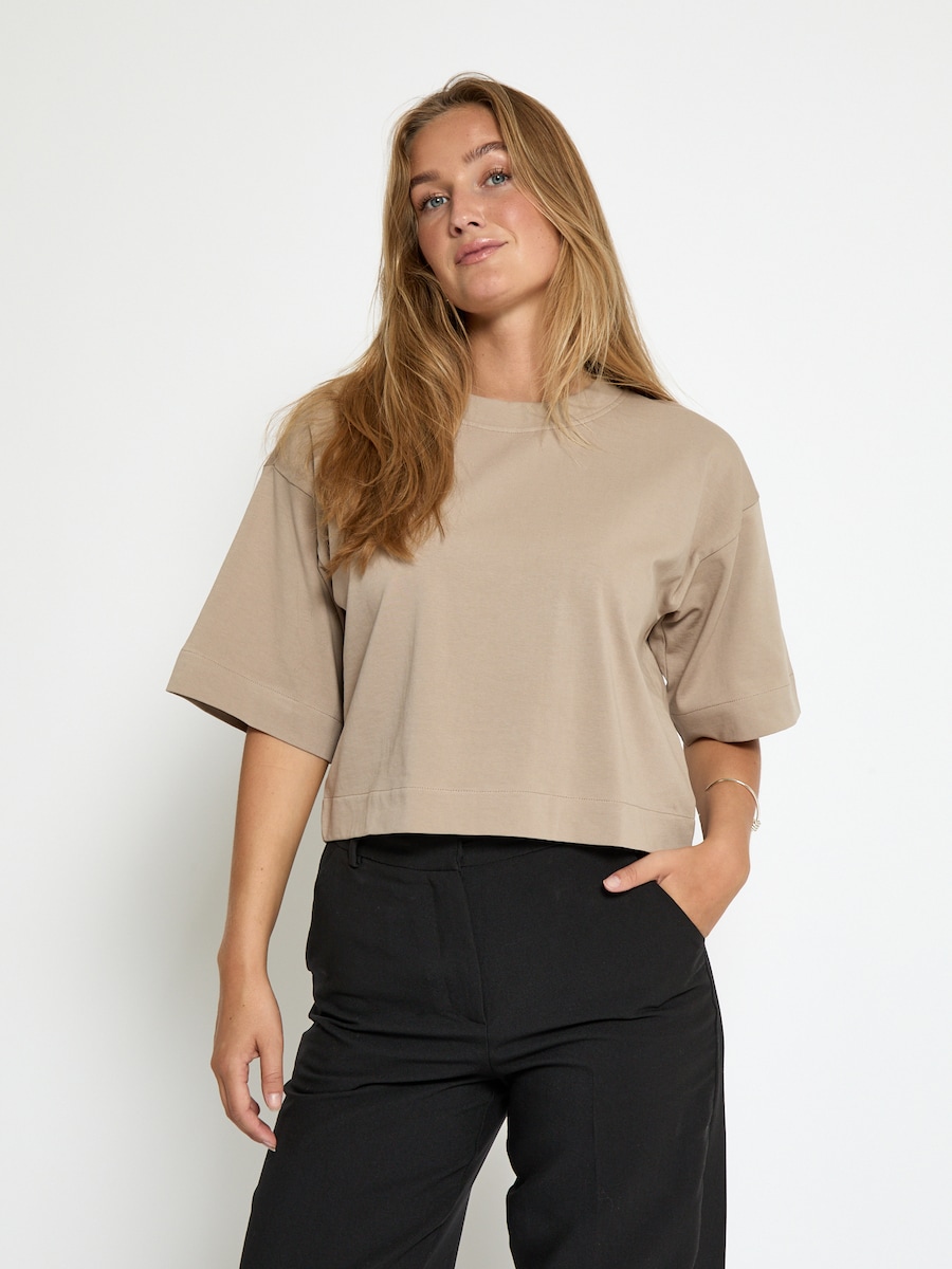 Топ minus Gamma, бежевый
Топ minus Gamma, бежевый