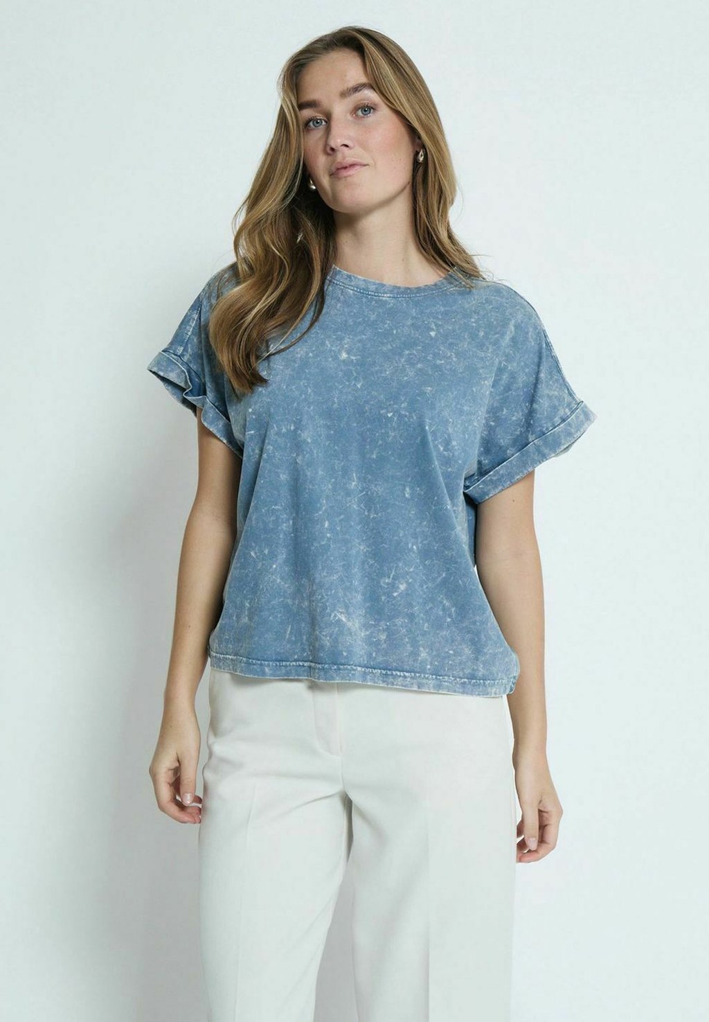 Футболка с принтом GIONA BATSLEEVE PEPPERCORN, цвет Faded Denim Pr
Футболка с принтом GIONA BATSLEEVE PEPPERCORN, цвет Faded Denim Pr