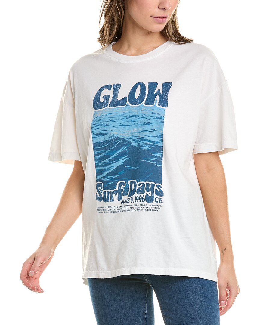 Футболка с подписью Electric & Rose
Футболка с подписью Electric & Rose