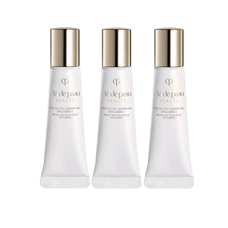 Essence Light Protective Serum Lotion Hydrating Moisturizing Refreshing Sample 12ml*2 Clé De Peau Beauté, 12ml*3
Essence Light Protective Serum Lotion Hydrating Moisturizing Refreshing Sample 12ml*2 Clé De Peau Beauté, 12ml*3