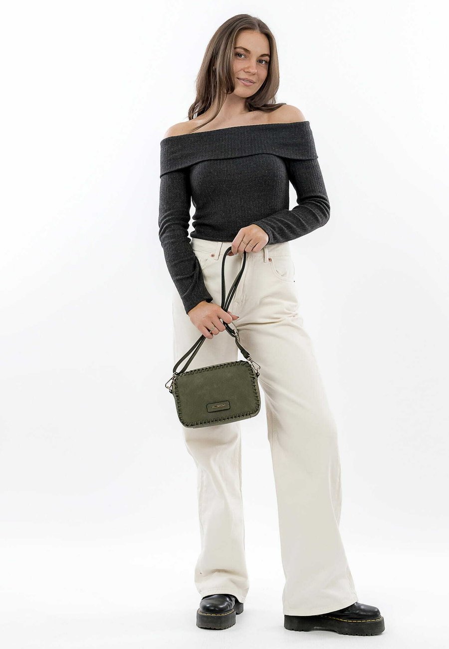 Сумка кросс-боди Emily & Noah HAILEE, Oliv/Olive
Сумка кросс-боди Emily & Noah HAILEE, Oliv/Olive