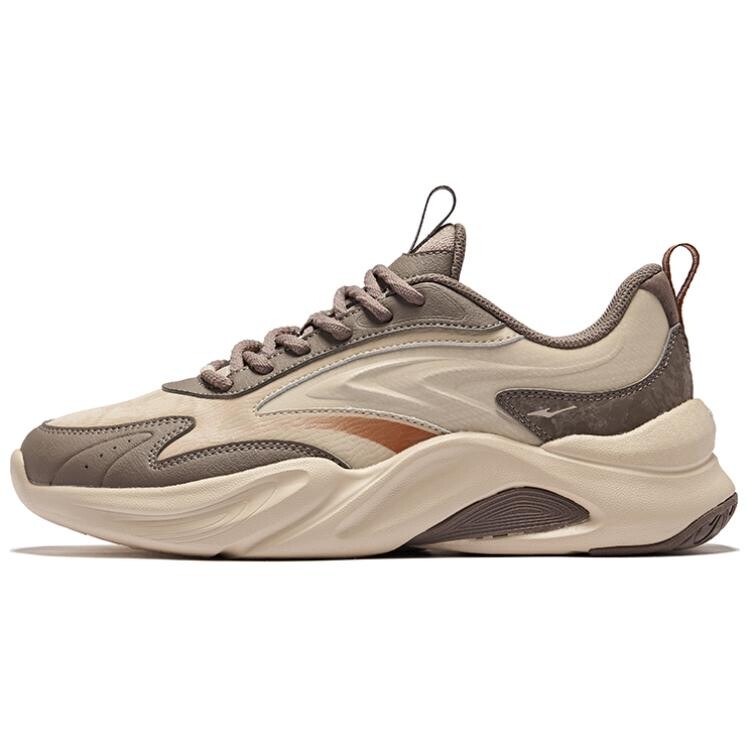 Кроссовки мужские массивные низкие светло-дымчатые коричневый / коричневый каменные Erke 
Кроссовки мужские массивные низкие светло-дымчатые коричневый / коричневый каменные Erke