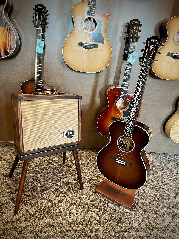 Акустическая гитара Taylor NAMM 1 of only 15 Catch #25 GC C22e Guitar & Ebony 2 channel/Bluetooth Amp!
Акустическая гитара Taylor NAMM 1 of only 15 Catch #25 GC C22e Guitar & Ebony 2 channel/Bluetooth Amp!