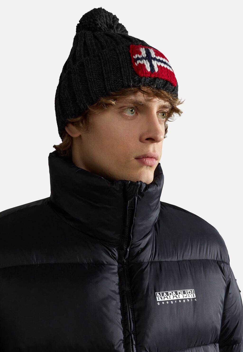 Шапка SEMIURY Napapijri, цвет dark grey melange
Шапка SEMIURY Napapijri, цвет dark grey melange