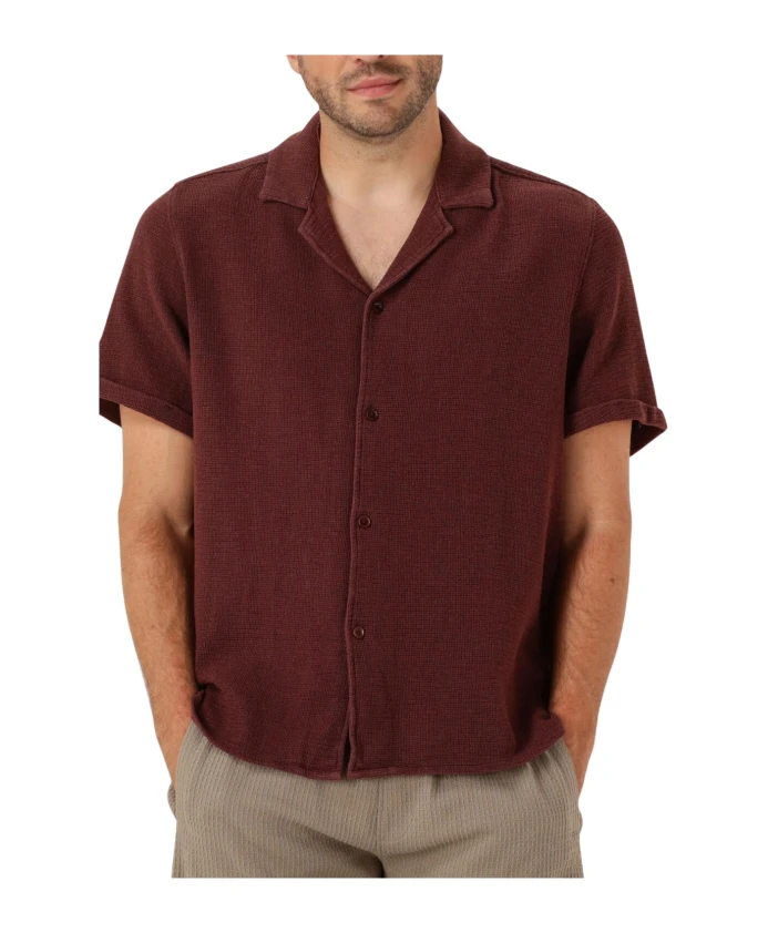 Мужская рубашка бордового цвета для стильных дней. Drykorn, красный
Мужская рубашка бордового цвета для стильных дней. Drykorn, красный