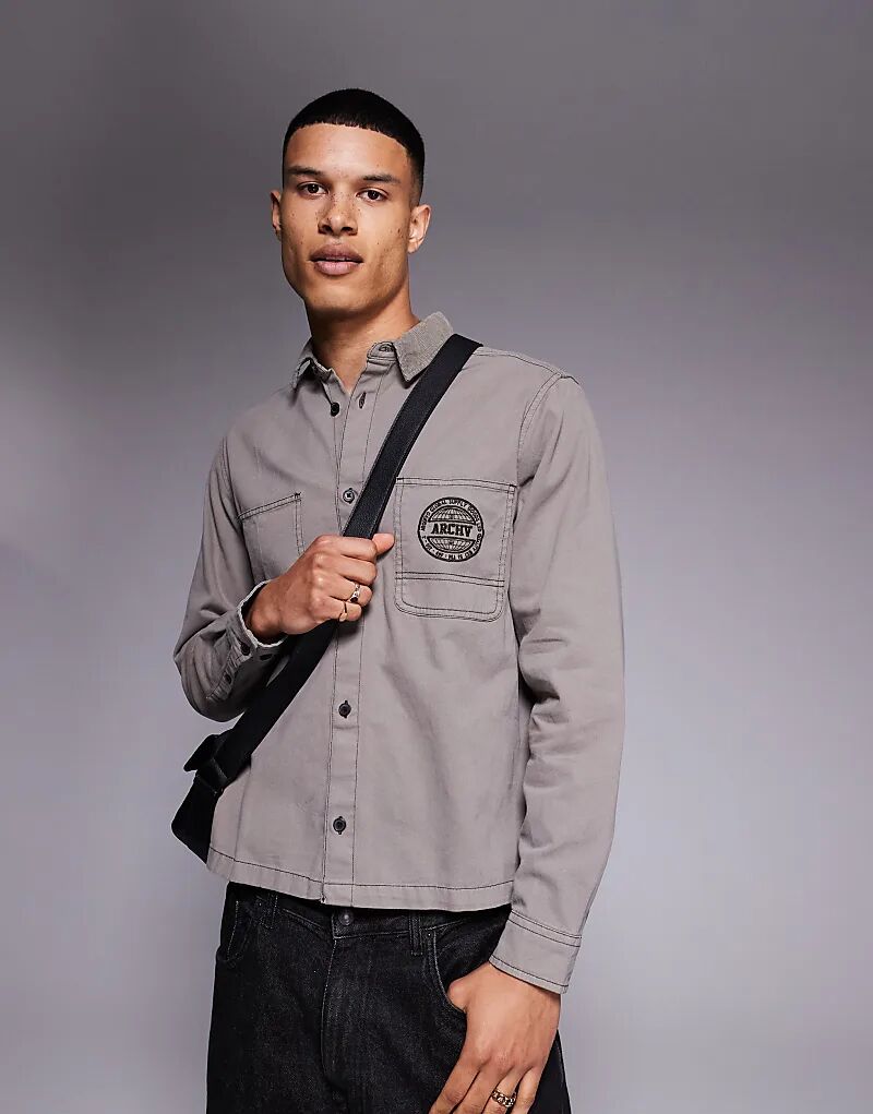 Свободная рубашка свободного кроя с вышивкой на кармане серого цвета ASOS DESIGN
Свободная рубашка свободного кроя с вышивкой на кармане серого цвета ASOS DESIGN