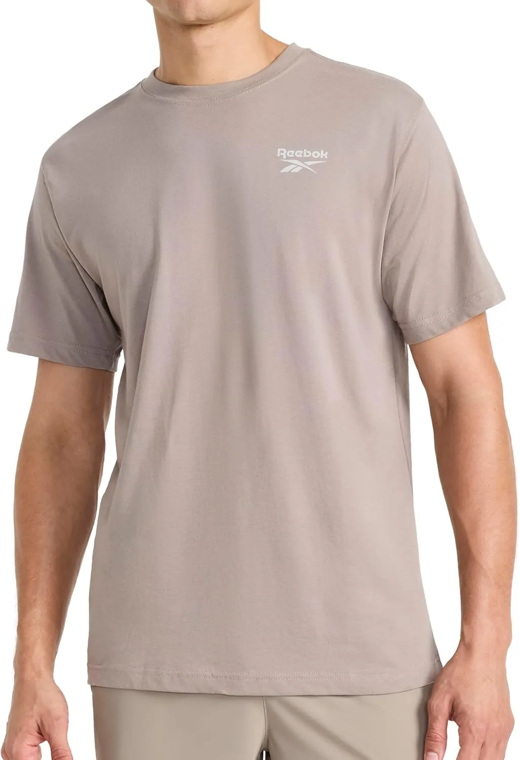 Футболка Reebok Men's Small Logo Crewneck, Standard Fit, легкая ткань Cotton-Poly Jersey
Футболка Reebok Men's Small Logo Crewneck, Standard Fit, легкая ткань Cotton-Poly Jersey