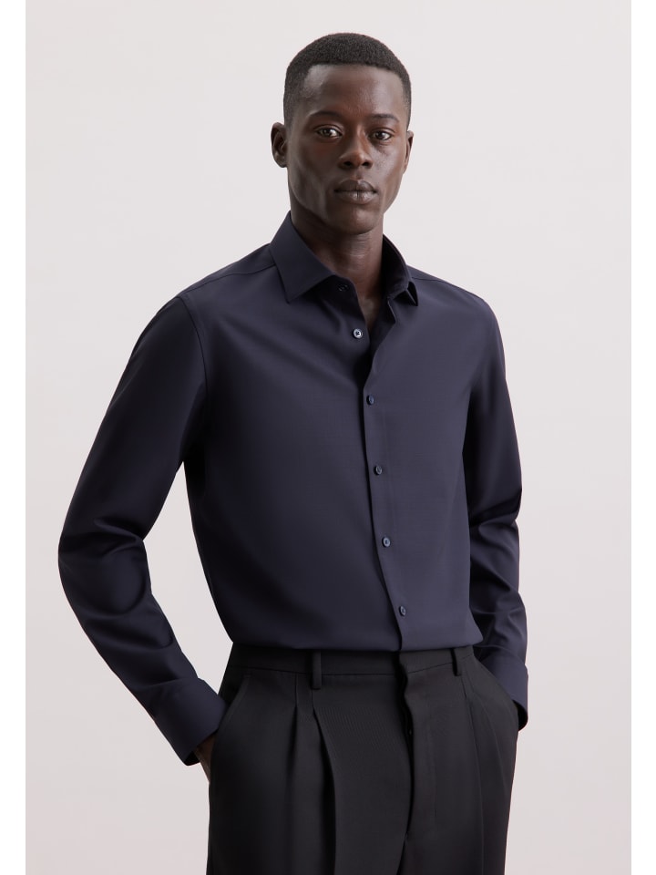 Рубашка делового кроя темно-синего цвета Seidensticker
Рубашка делового кроя темно-синего цвета Seidensticker