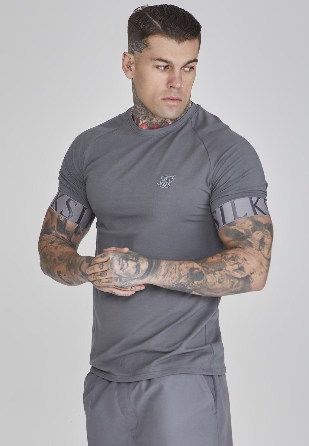 Футболка базовая Tech SIKSILK, серая
Футболка базовая Tech SIKSILK, серая