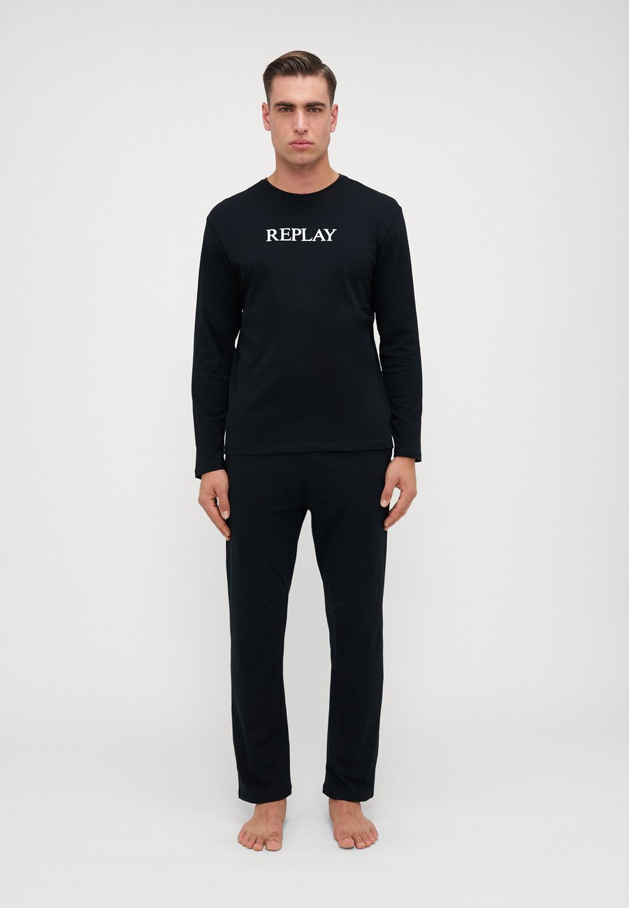 Пижамный комплект Replay Pyjama set, Black
Пижамный комплект Replay Pyjama set, Black