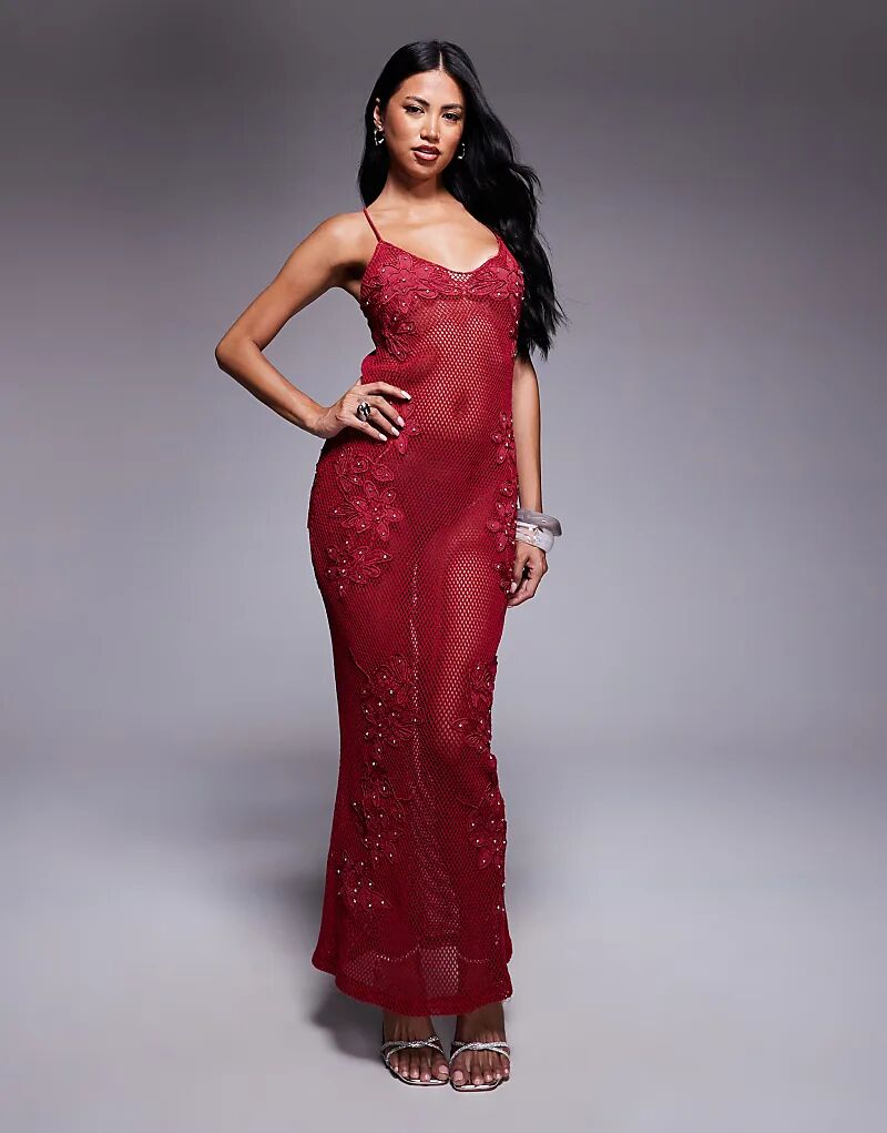 Платье миди ASOS DESIGN с бретельками, украшенное стразами и вышитыми цветами в ягодно-красном цвете
Платье миди ASOS DESIGN с бретельками, украшенное стразами и вышитыми цветами в ягодно-красном цвете