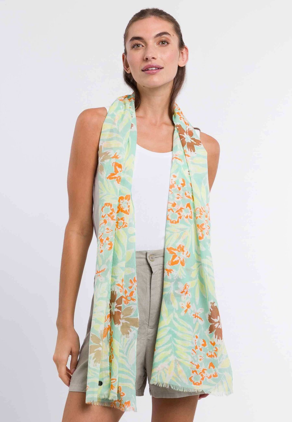 Шарф TROPICAL LEAVES FRAAS, зеленый
Шарф TROPICAL LEAVES FRAAS, зеленый
