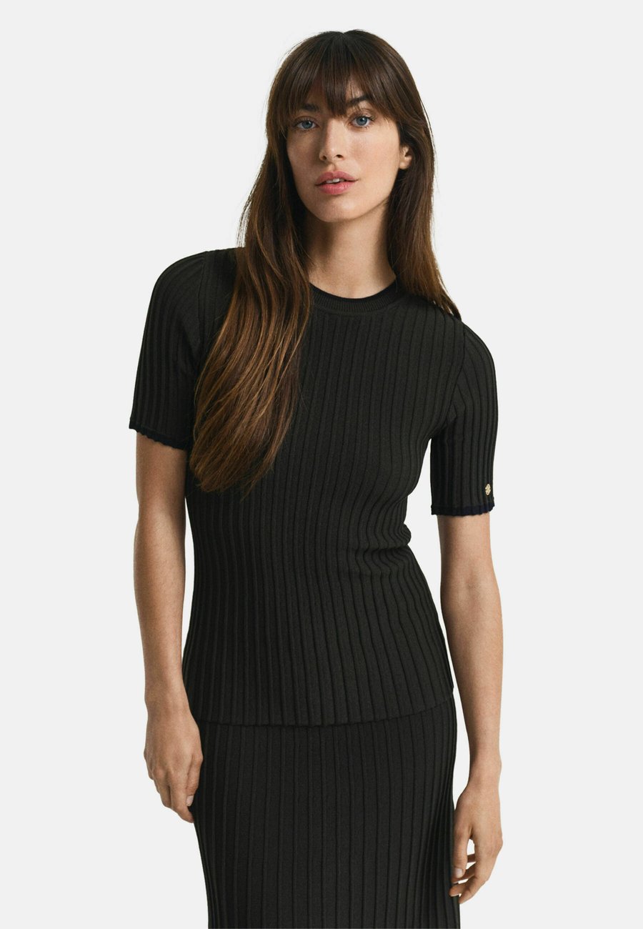 Футболка GANT CONTRAST SHORT SLEEVE, Dark Moss Green/Green, Зеленый, Футболка GANT CONTRAST SHORT SLEEVE, Dark Moss Green/Green
Футболка GANT CONTRAST SHORT SLEEVE, Dark Moss Green/Green, Зеленый, Футболка GANT CONTRAST SHORT SLEEVE, Dark Moss Green/Green