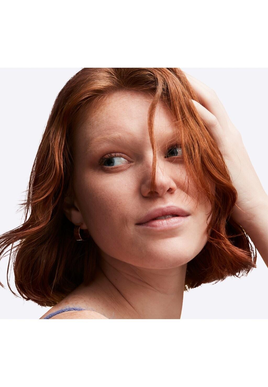 Тональная основа Studio Radience Face & Body Radient Sheer Foundation MAC, w2
Тональная основа Studio Radience Face & Body Radient Sheer Foundation MAC, w2