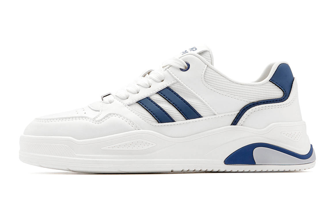 Легкие и дышащие низкие скейтбордские кроссовки мужские TRUMPPIPE, бело-синие (кожаный верх)
Легкие и дышащие низкие скейтбордские кроссовки мужские TRUMPPIPE, бело-синие (кожаный верх)