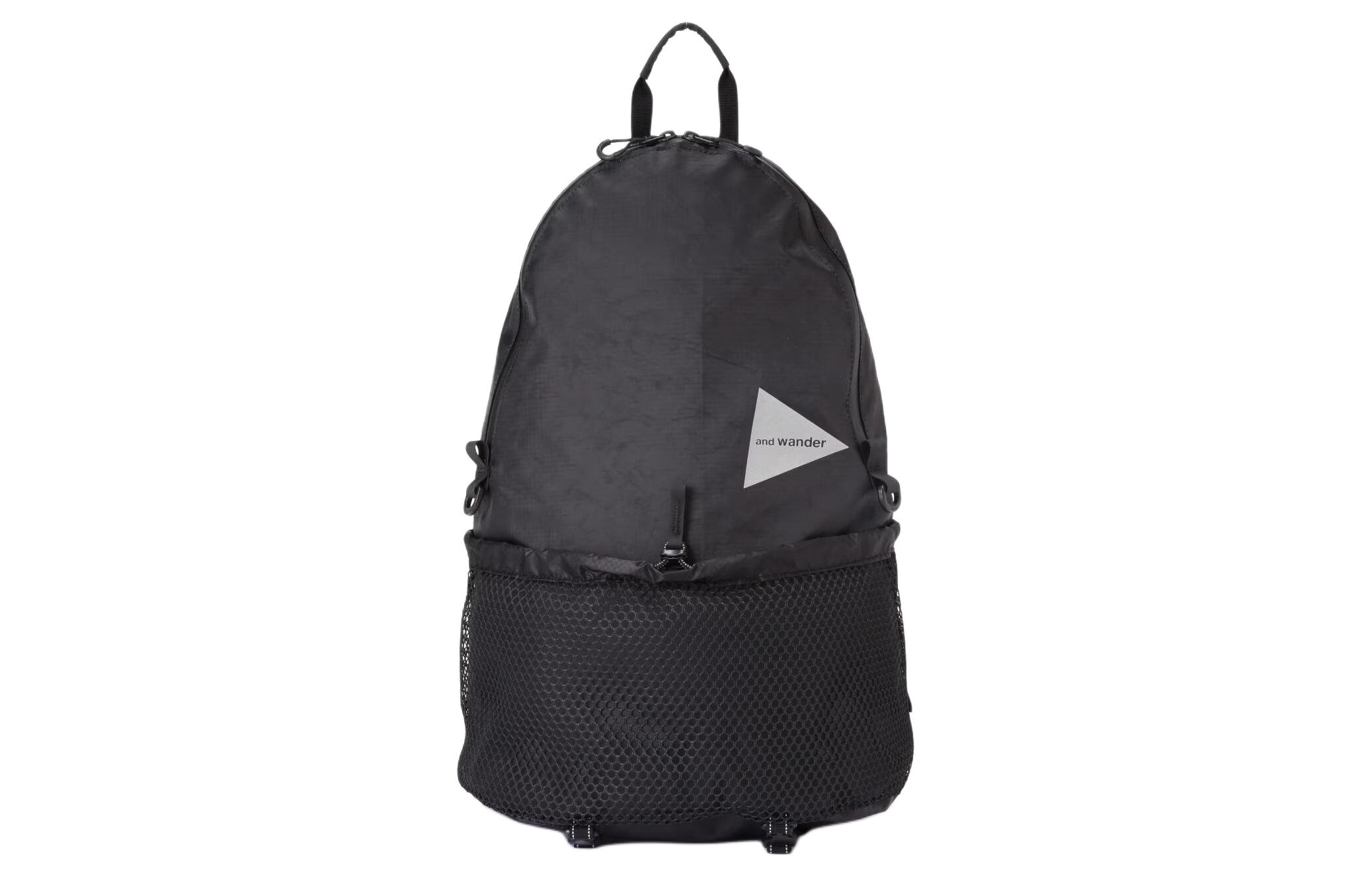 20-литровый наружный рюкзак из переработанного полиэстера черный унисекс And Wander
20-литровый наружный рюкзак из переработанного полиэстера черный унисекс And Wander