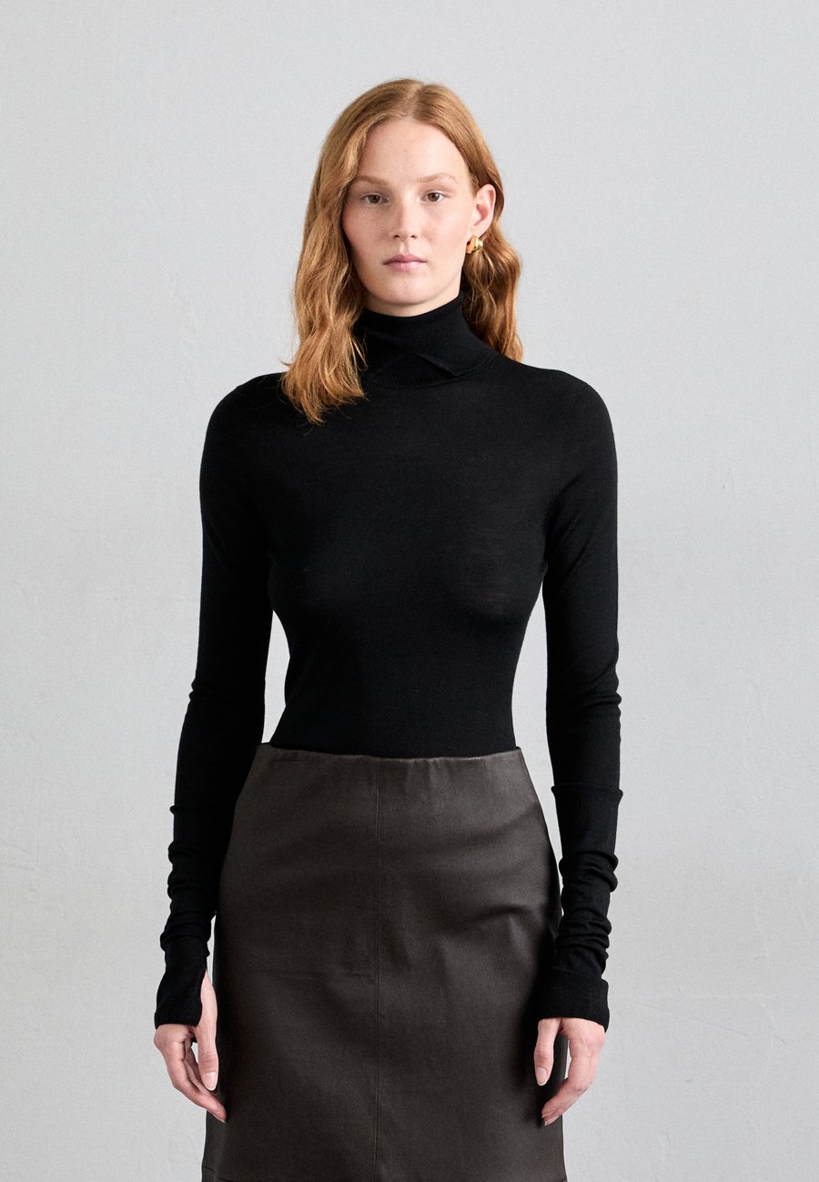 Джемпер Tiger of Sweden AMINHA, Black
Джемпер Tiger of Sweden AMINHA, Black