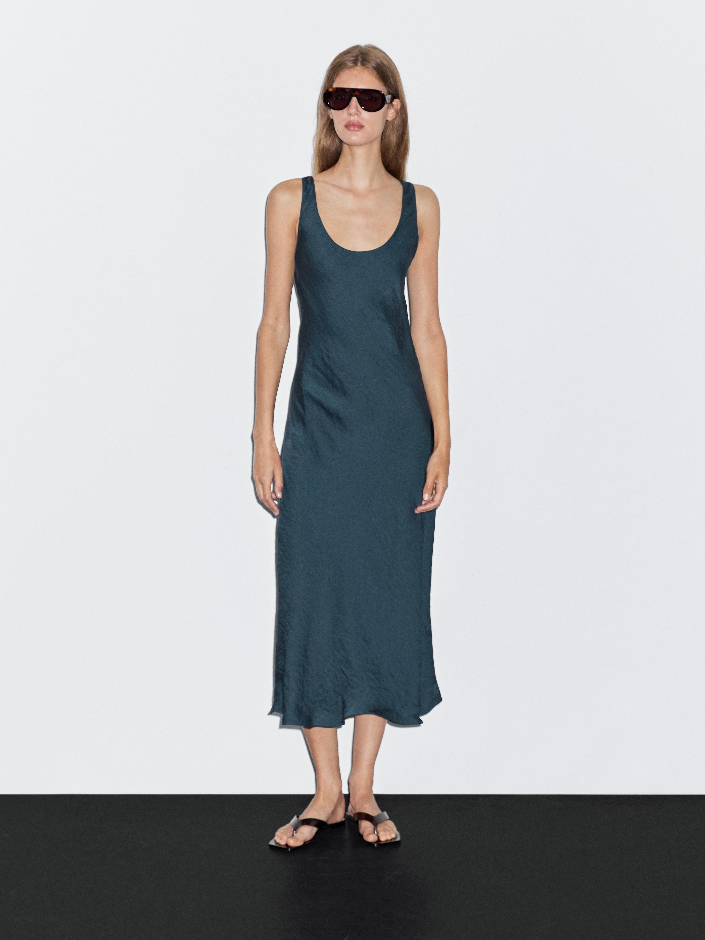 Атласное платье с круглым вырезом Massimo Dutti, зеленый
Атласное платье с круглым вырезом Massimo Dutti, зеленый