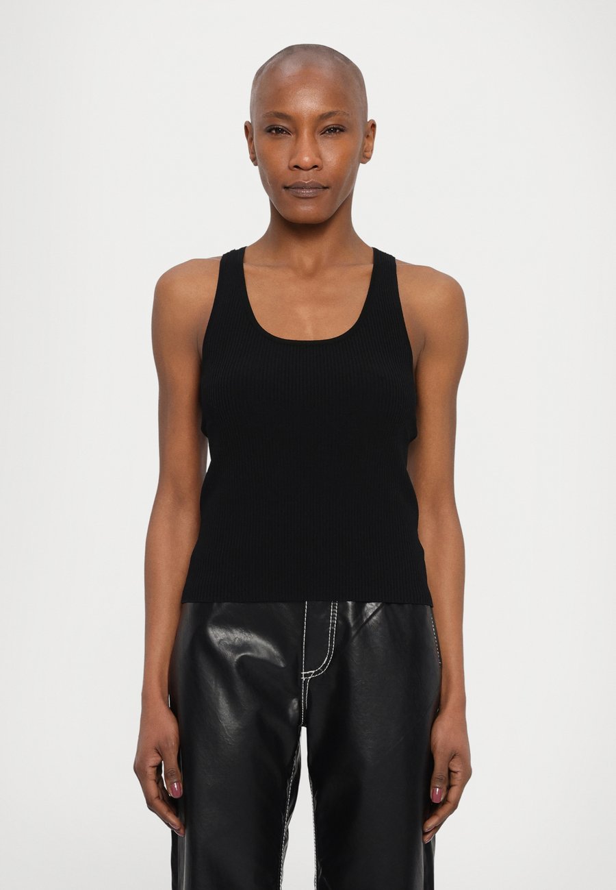 Топ MICHAEL Michael Kors RACER SCOOP TANK, Black
Топ MICHAEL Michael Kors RACER SCOOP TANK, Black