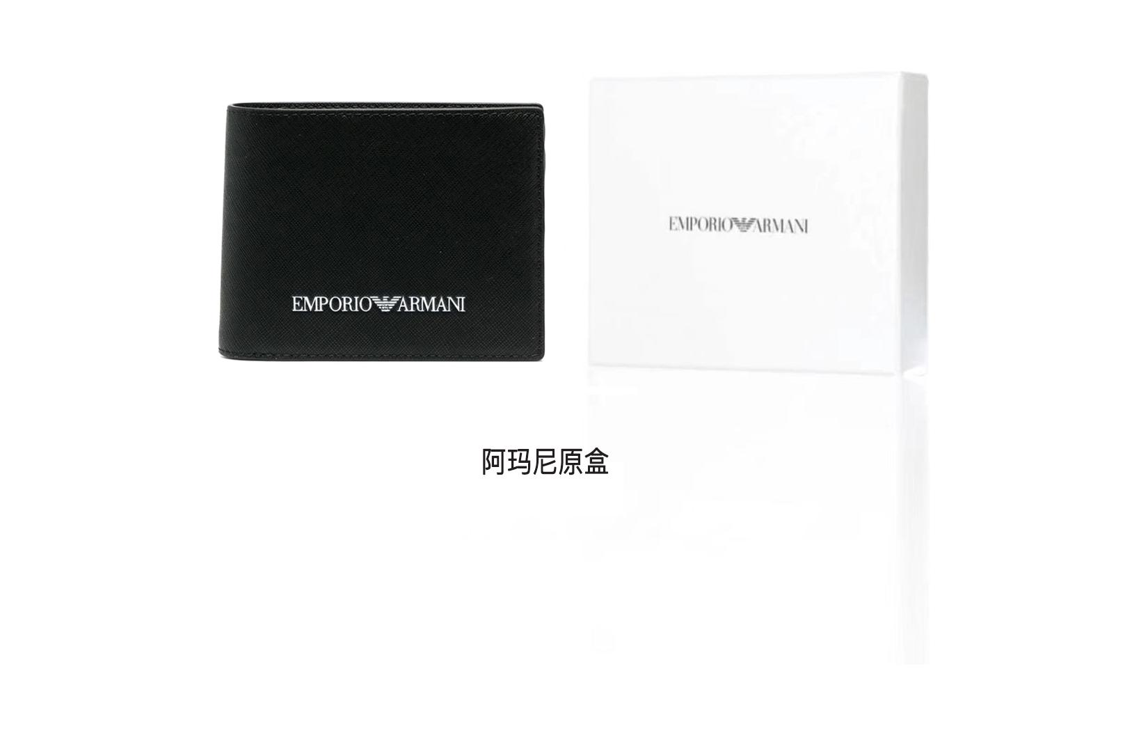 Кошелёк бифолд с тиснением логотипа EMPORIO ARMANI, коробка (базовый набор + коробка)
Кошелёк бифолд с тиснением логотипа EMPORIO ARMANI, коробка (базовый набор + коробка)