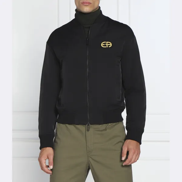 Бомбер стандартного кроя Emporio Armani, черный
Бомбер стандартного кроя Emporio Armani, черный