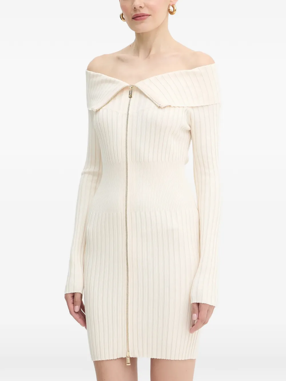 Платье мини с открытыми плечами Guess Usa, нейтральный
Платье мини с открытыми плечами Guess Usa, нейтральный