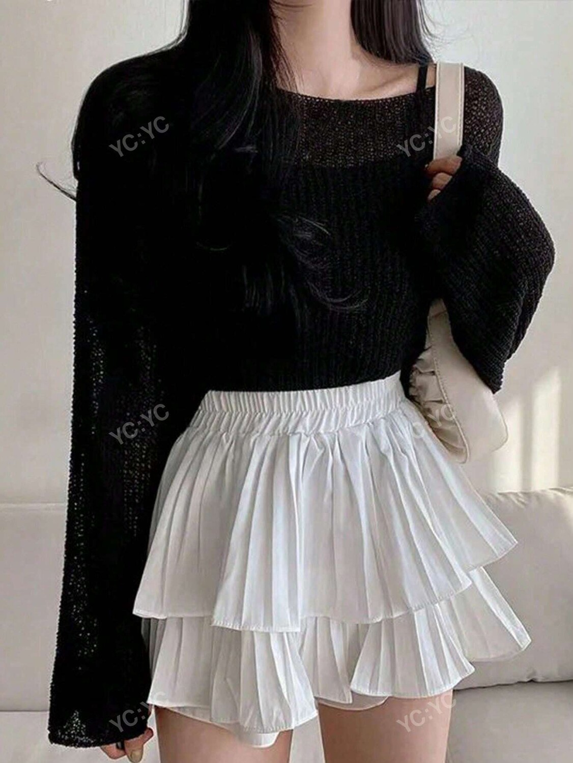 Женский повседневный однотонный свитер с заниженными плечами подойдет как для осени, так и для весны, черный
Женский повседневный однотонный свитер с заниженными плечами подойдет как для осени, так и для весны, черный