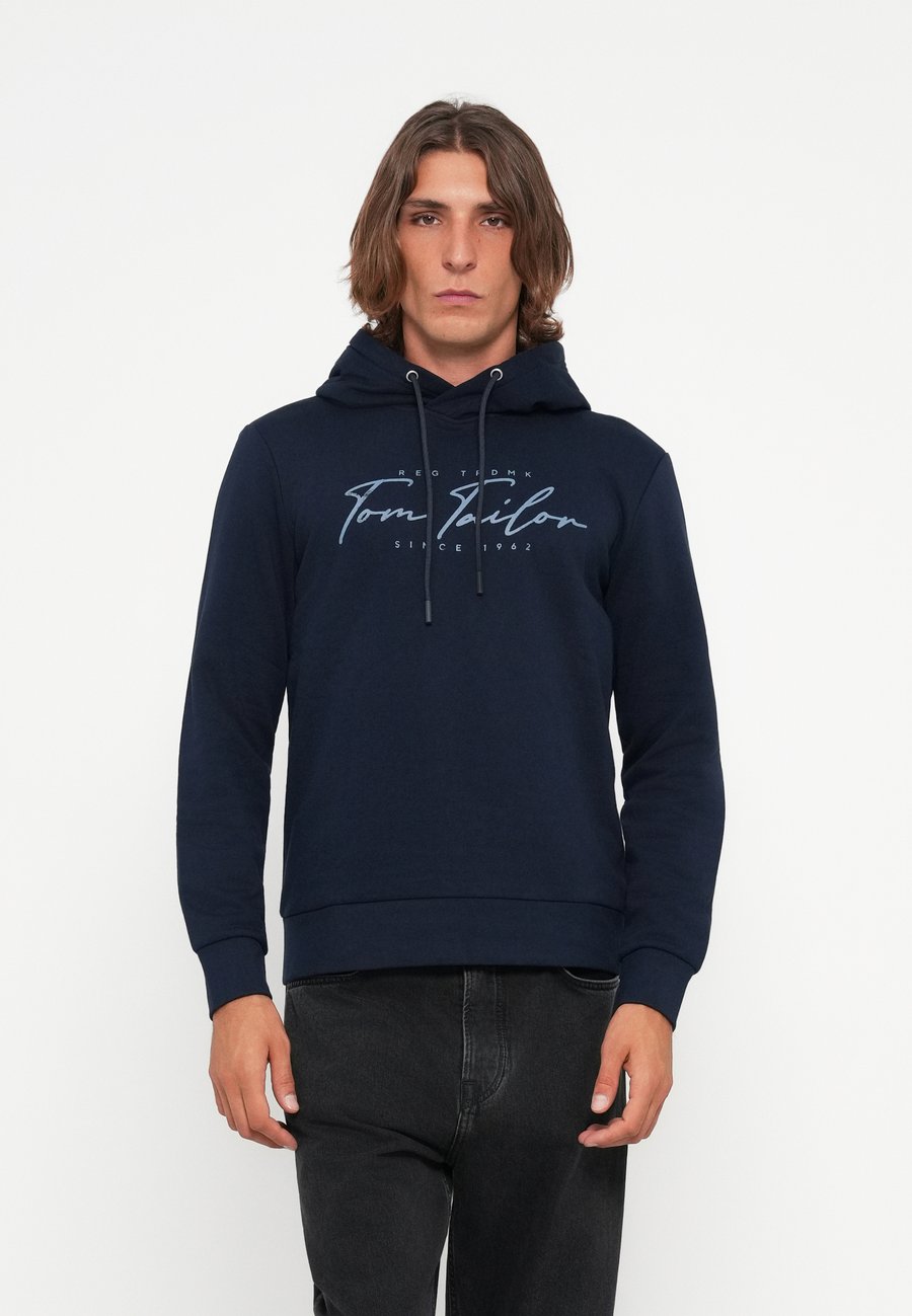 Толстовка TOM TAILOR PRINTED HOODIE, Sky Captain Blue/Dark Blue, Синий, Толстовка TOM TAILOR PRINTED HOODIE, Sky Captain Blue/Dark Blue
Толстовка TOM TAILOR PRINTED HOODIE, Sky Captain Blue/Dark Blue, Синий, Толстовка TOM TAILOR PRINTED HOODIE, Sky Captain Blue/Dark Blue