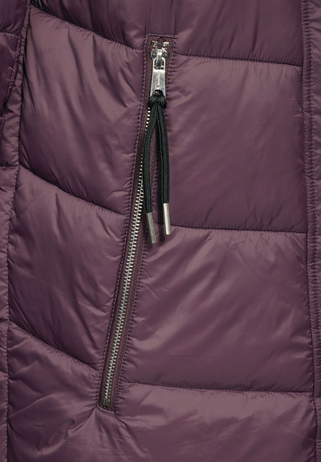 Зимнее пальто MIT ABNEHMBARER KAPUZE Street One, коричневый
Зимнее пальто MIT ABNEHMBARER KAPUZE Street One, коричневый