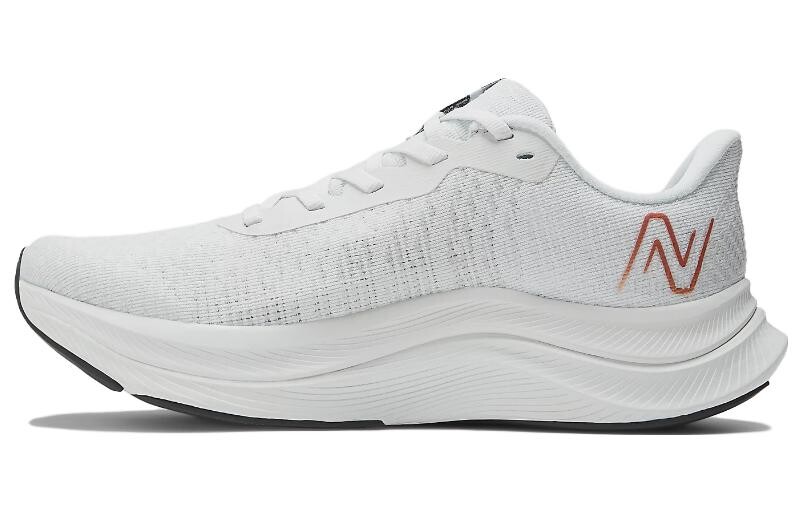 Кроссовки New Balance NB FuelCell Propel для женщин
Кроссовки New Balance NB FuelCell Propel для женщин