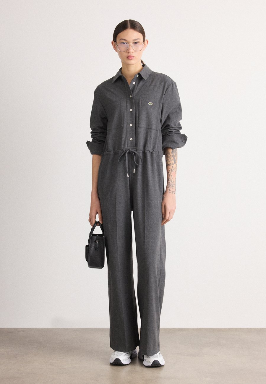 Комбинезон Lacoste Jumpsuit, Pitch Chine/Mottled Anthracite
Комбинезон Lacoste Jumpsuit, Pitch Chine/Mottled Anthracite