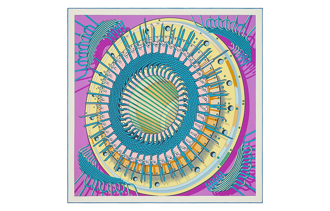 Шёлковый платок женский фиолетово-синий HERMES
Шёлковый платок женский фиолетово-синий HERMES