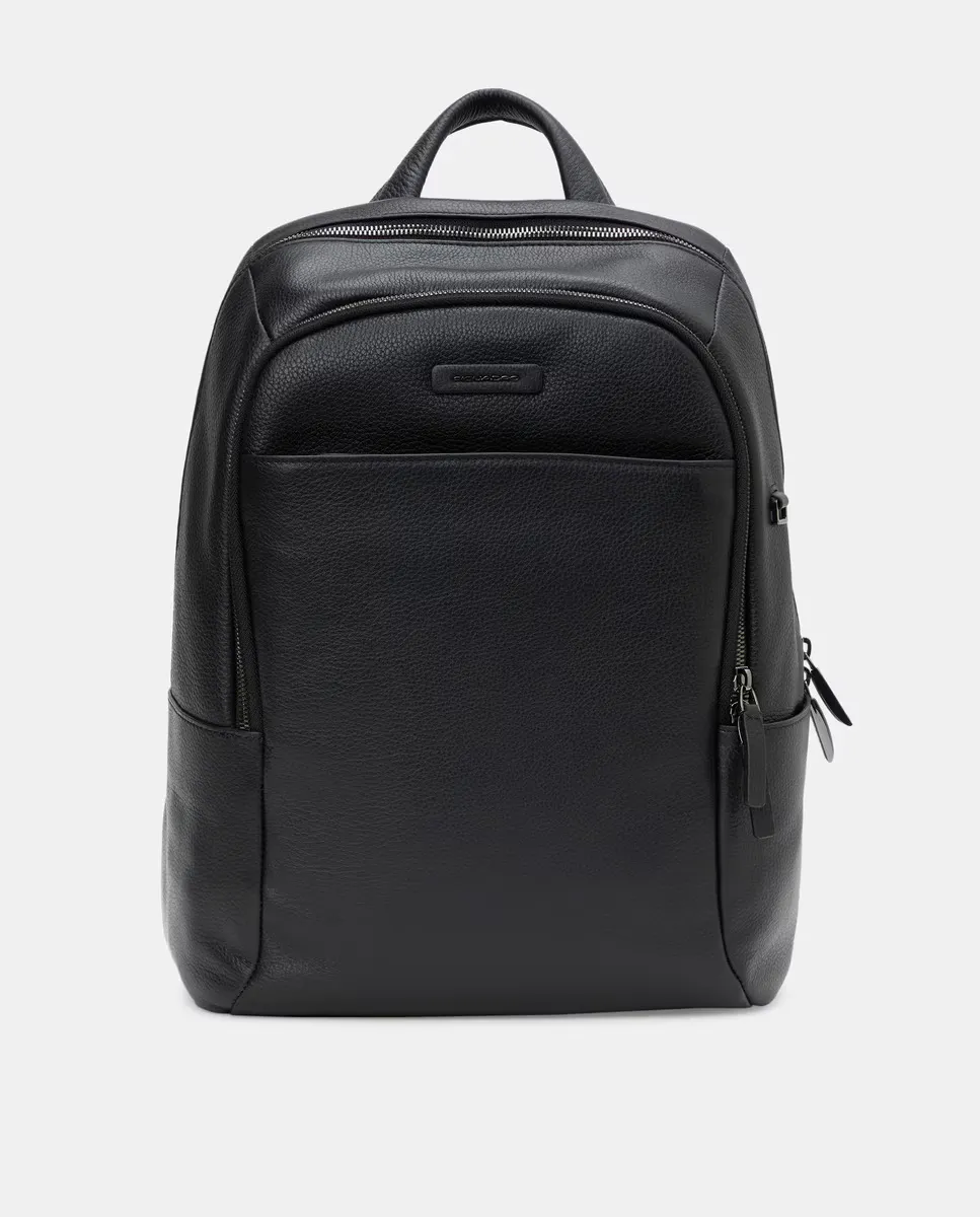 Черный кожаный рюкзак с отделением для ноутбука Piquadro, черный
Черный кожаный рюкзак с отделением для ноутбука Piquadro, черный